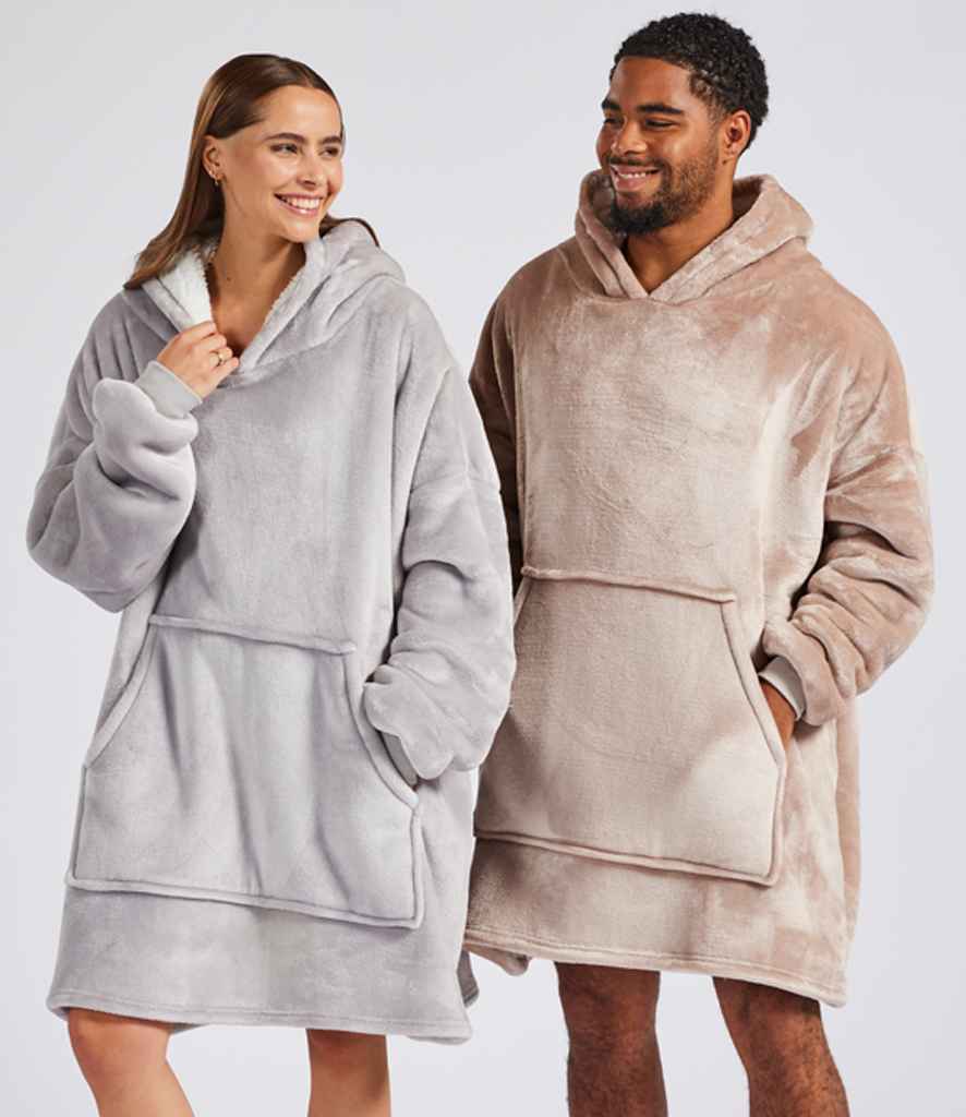 Brand Lab Oversized Hooded Blanket - PenCarrie